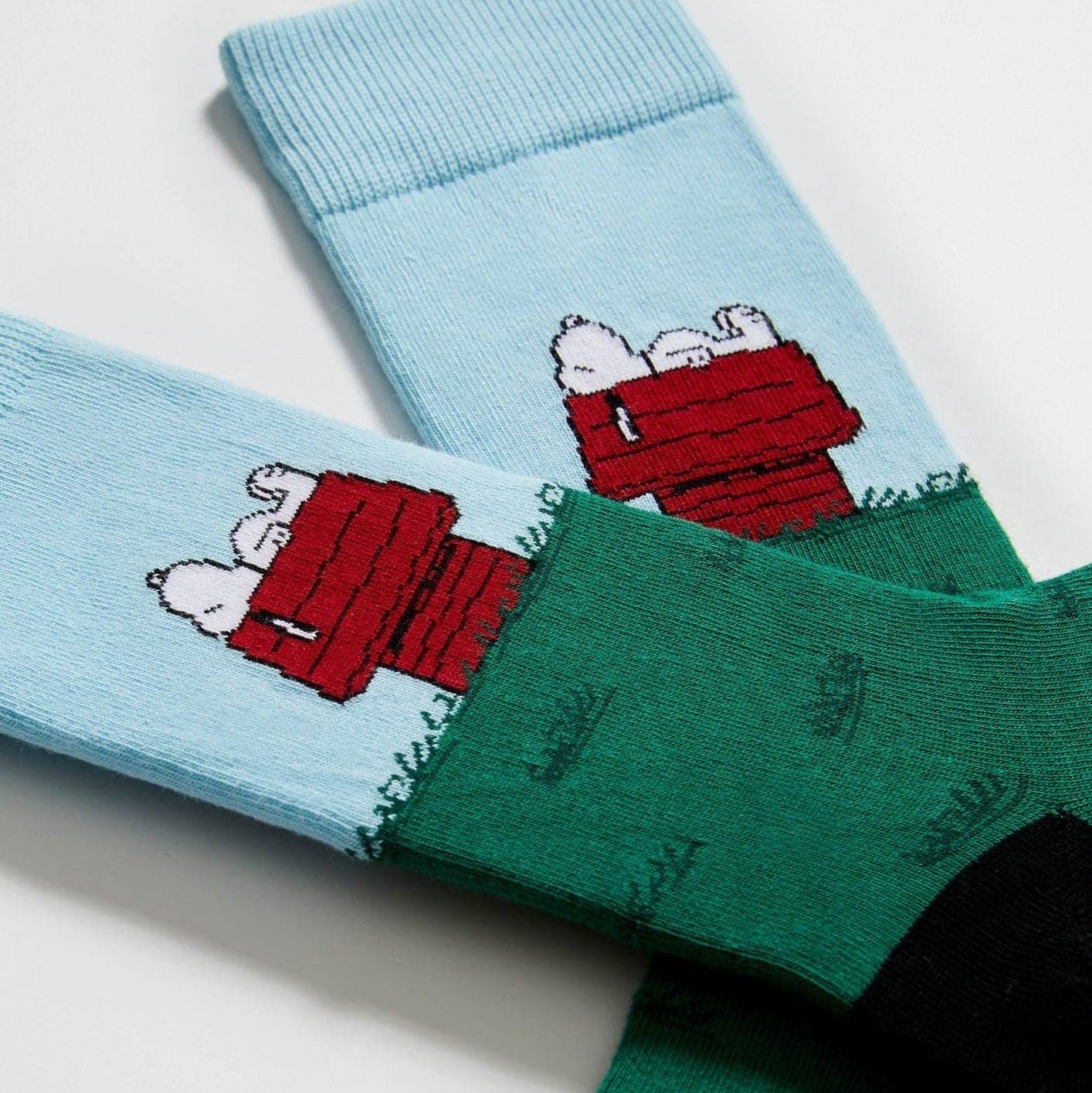 Twin Roads - Snoopy House Socks for Her