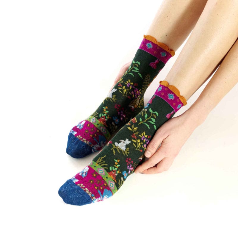 Twin Roads - Silva Frilled Crew Socks for Her