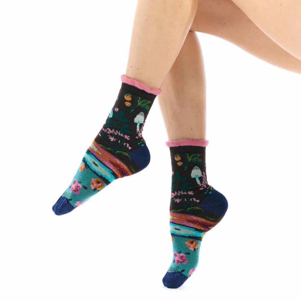 Twin Roads - Forest Frilled Crew Socks for Her