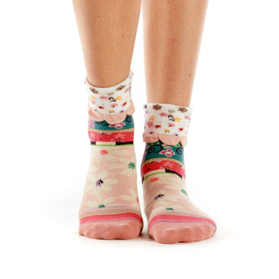 Twin Roads - Roma Reverse Scallop Socks for Her