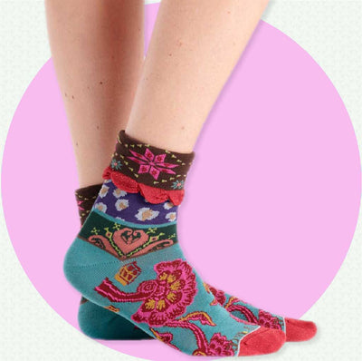 Twin Roads - Dye Fantaisy Scalloped Edge Socks for Her